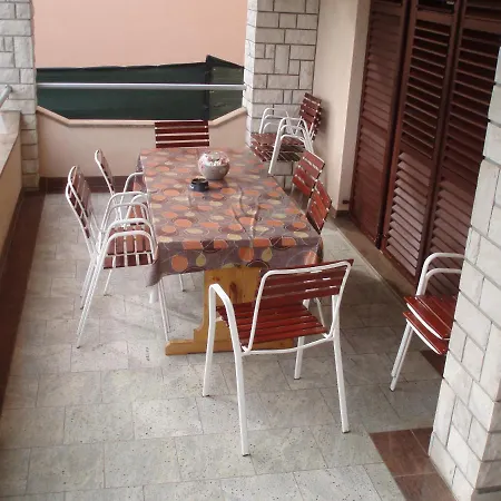 Haus Milan Ap 1 Apartament Fažana